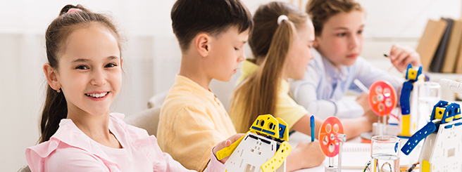 niños en clase